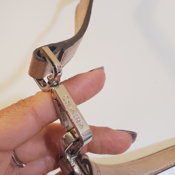 CALVIN KLEIN rose gold strap - Picture 4 of 7